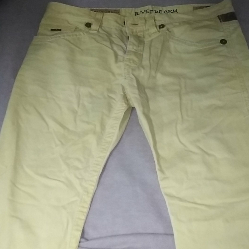 Vintage distressed jeans